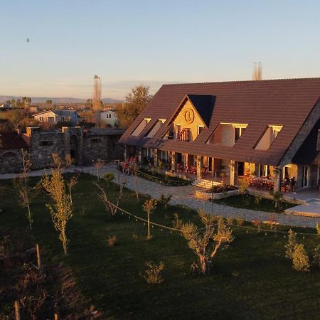Lahuta E Vjeter Agroturizem Hotell Lac Eksteriør bilde